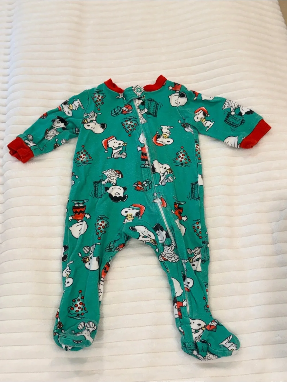 Baby Onesie bundle 3 to 6 months, 6 onesies